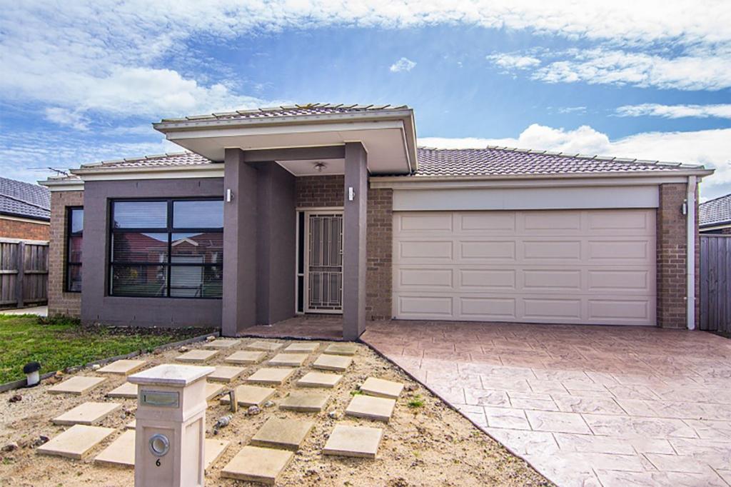 6 Pepperbush Cct, Cranbourne, VIC 3977