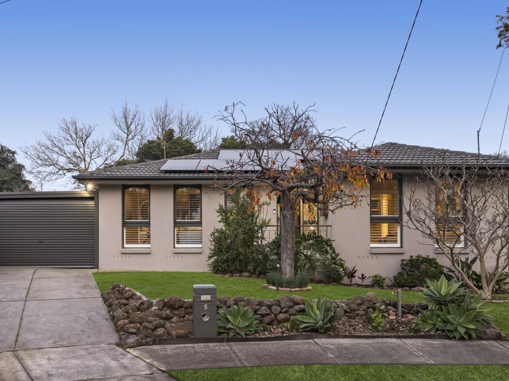 5 Almora Cl, Frankston, VIC 3199