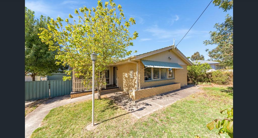 4 Columbia St, Mount Barker, SA 5251