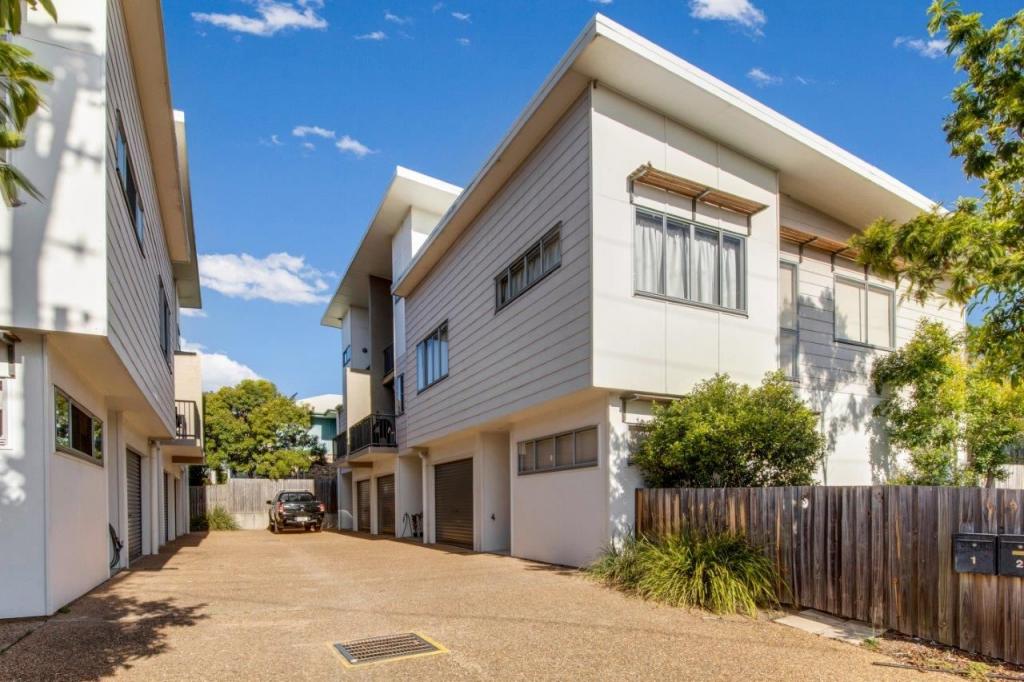 6/4 Rossella St, West Gladstone, QLD 4680