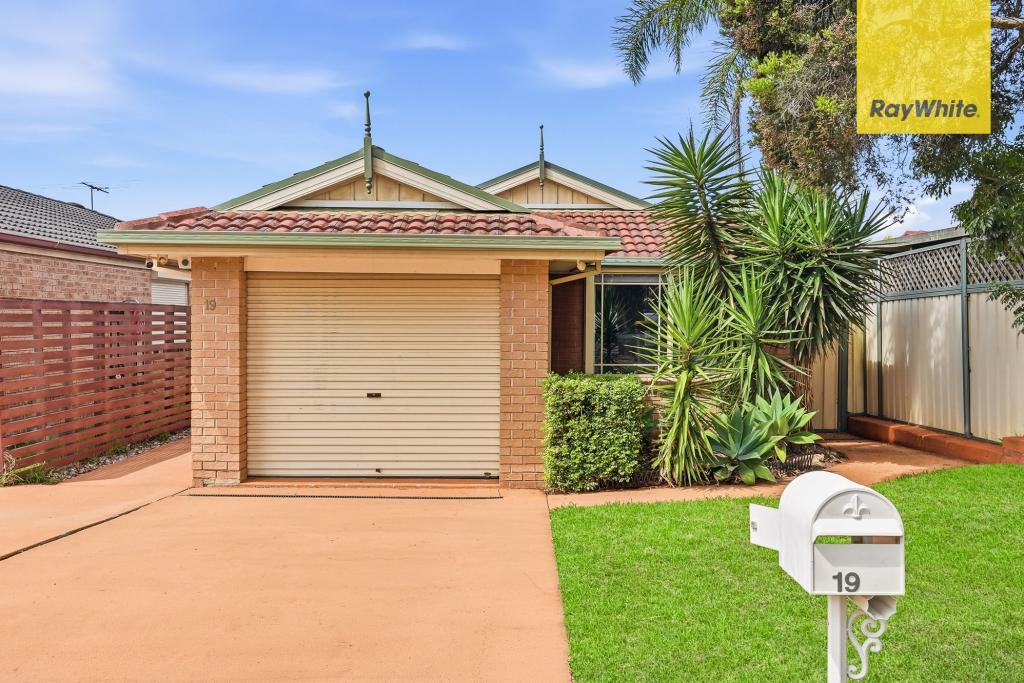 19 Kenyon Cres, Doonside, NSW 2767