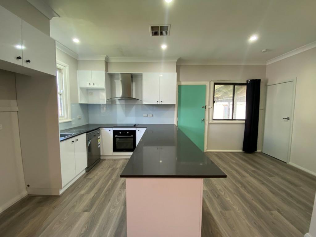 6 Robina St, South Tamworth, NSW 2340