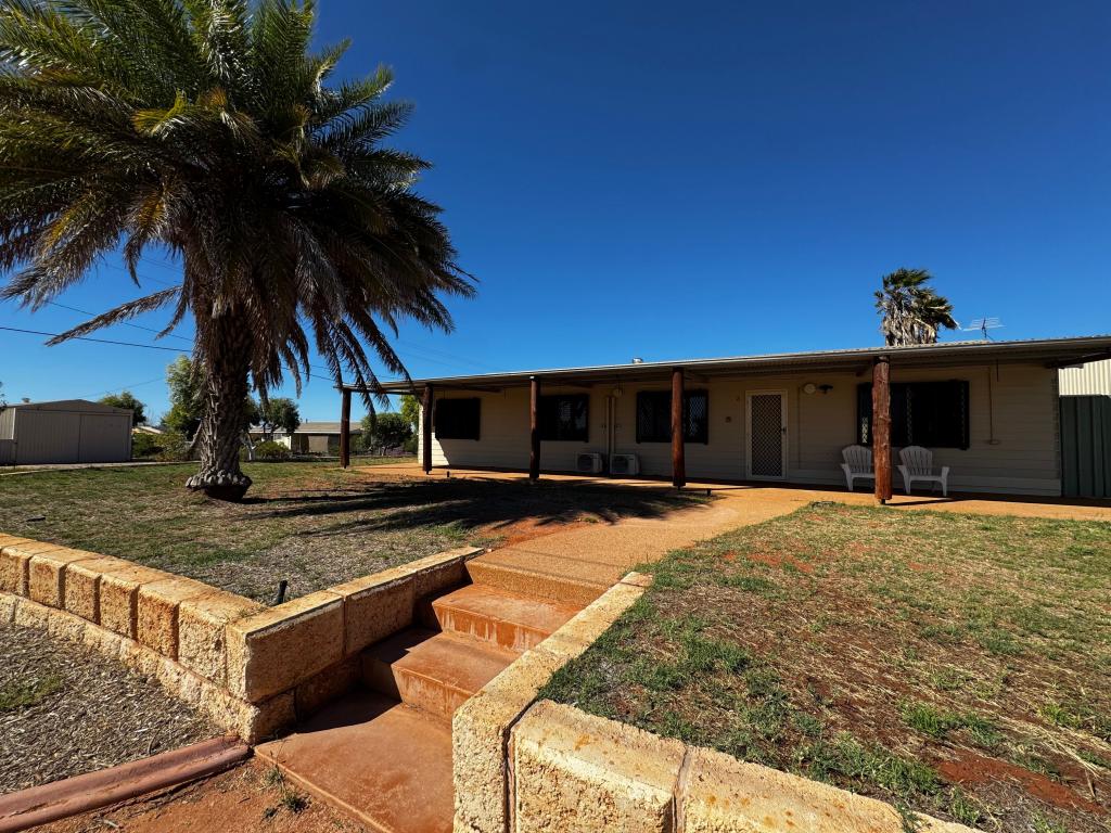 2 Keillor Pl, Exmouth, WA 6707