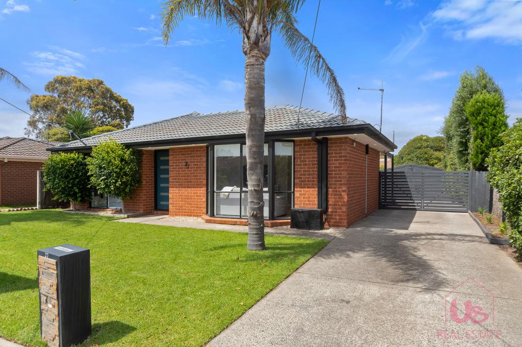 27 Laurel Cres, Carrum Downs, VIC 3201