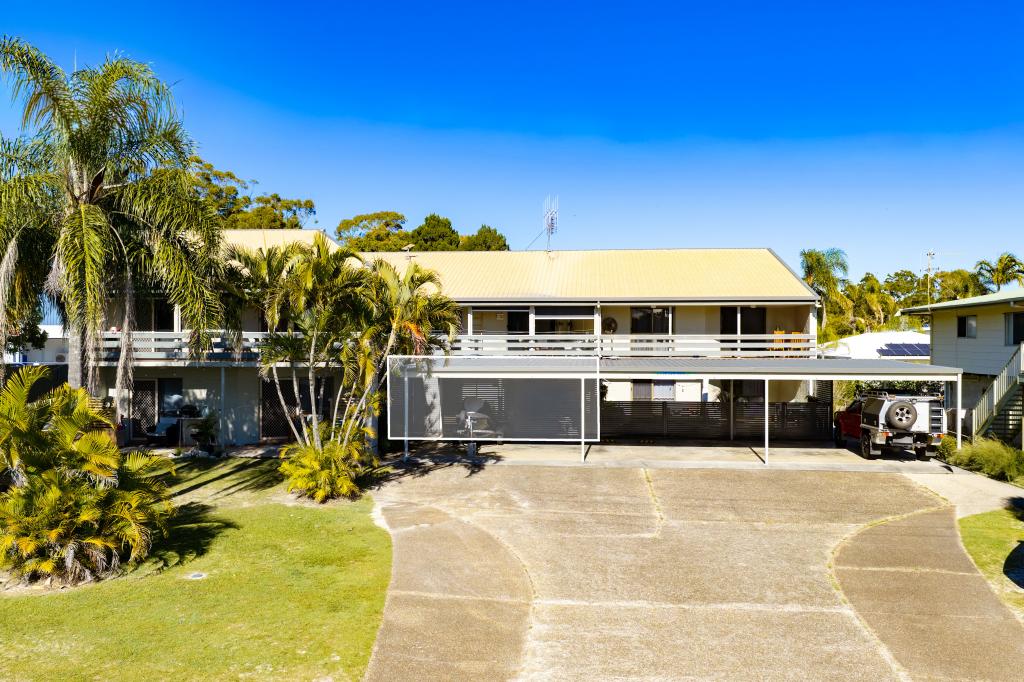 2/2 Cypress Ave, Rainbow Beach, QLD 4581