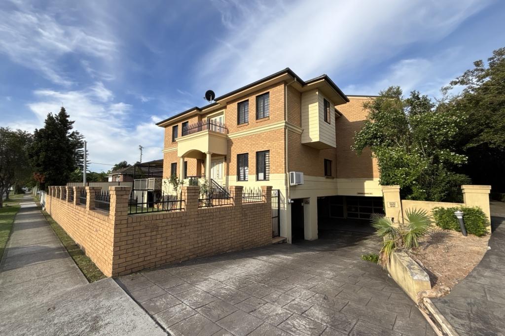 8/143-145 BLAXCELL ST, GRANVILLE, NSW 2142