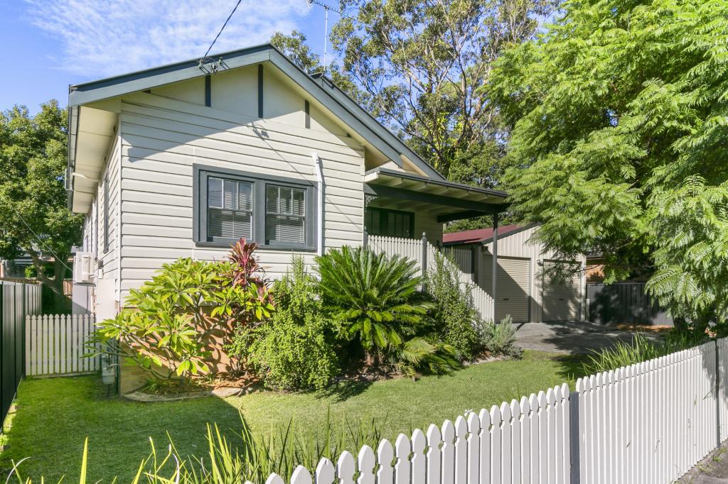23 Arrow Ave, Figtree, NSW 2525