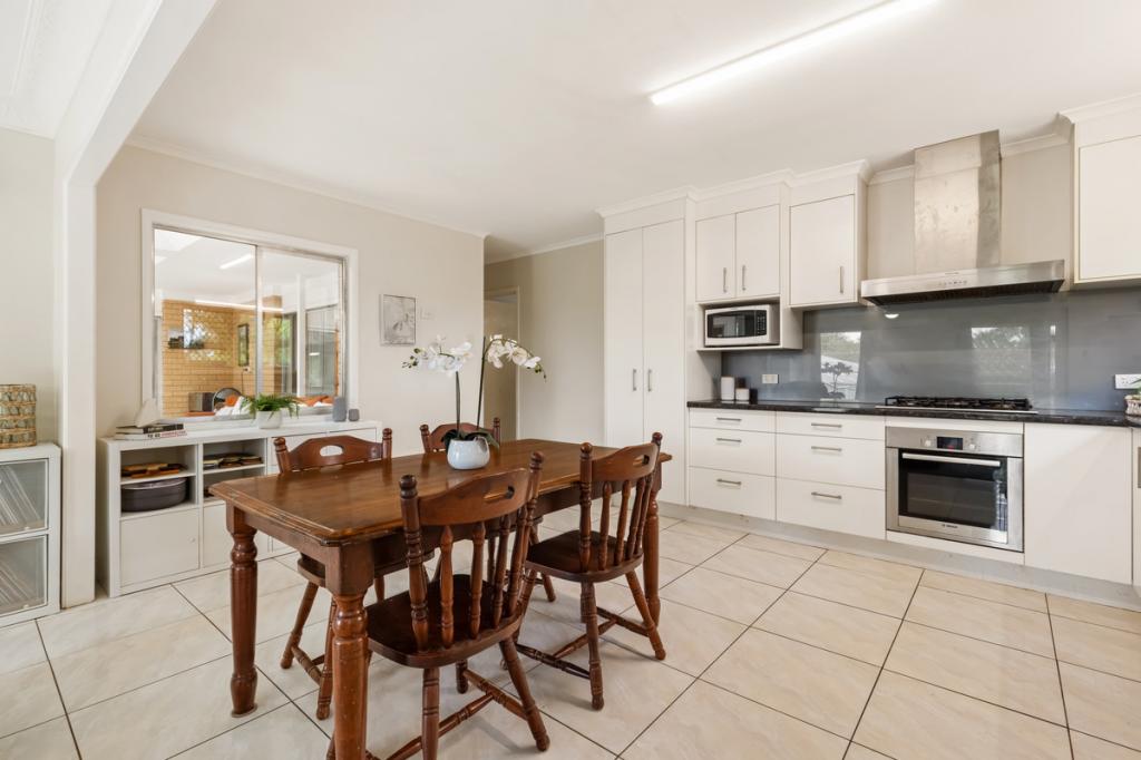 29 Bimbadeen Dr, Loganholme, QLD 4129