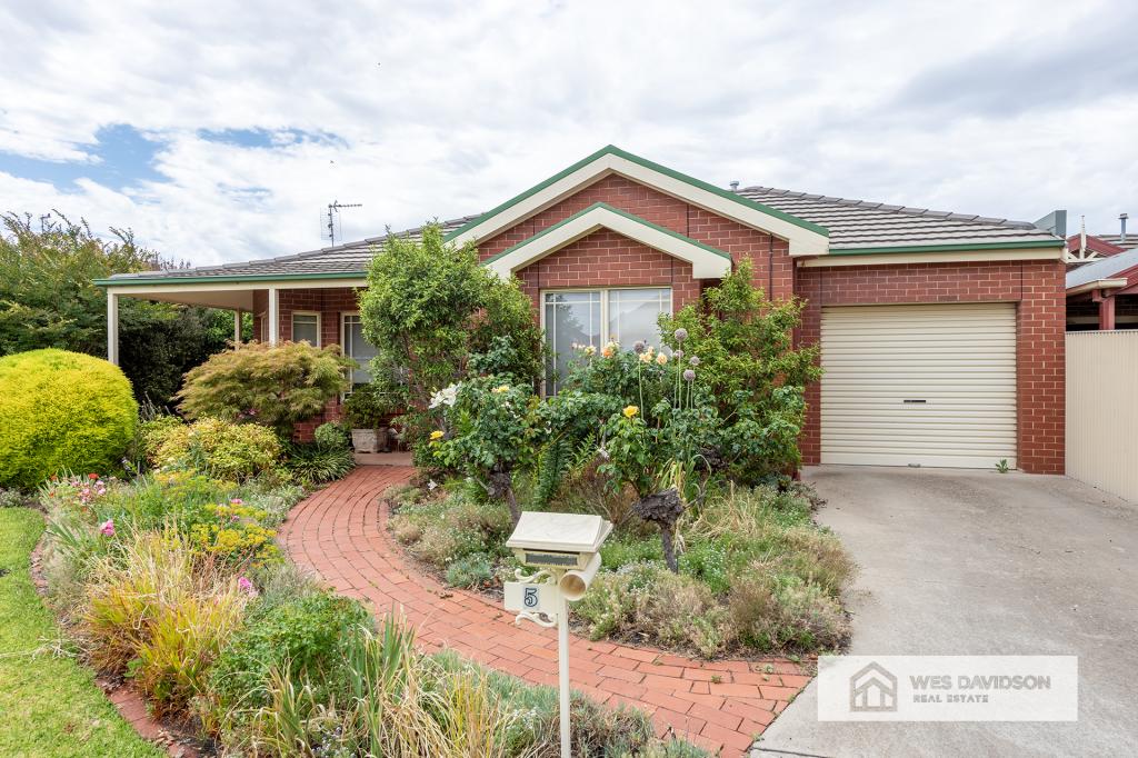 5 Magee Ct, Horsham, VIC 3400