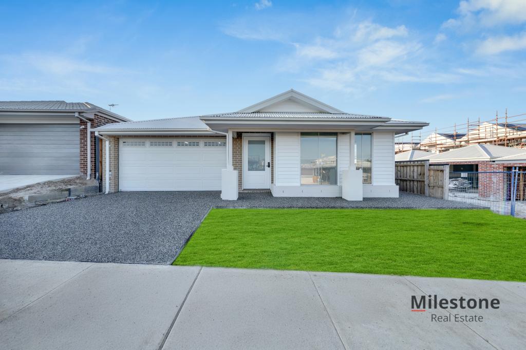 5 Inverloch Rd, Nar Nar Goon North, VIC 3812