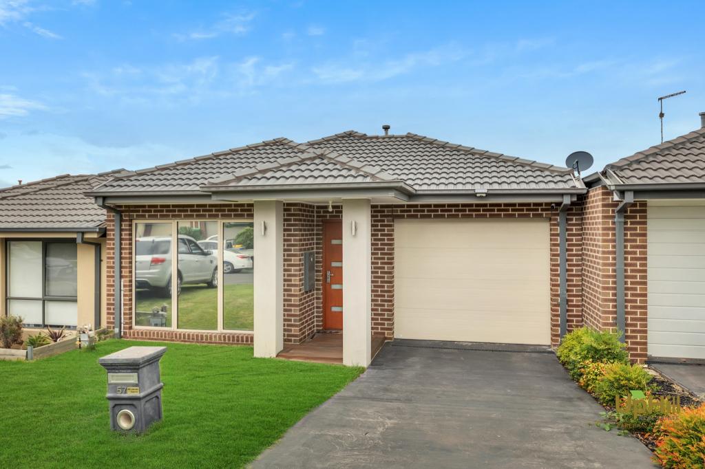 57 Belmont Cres, Pakenham, VIC 3810