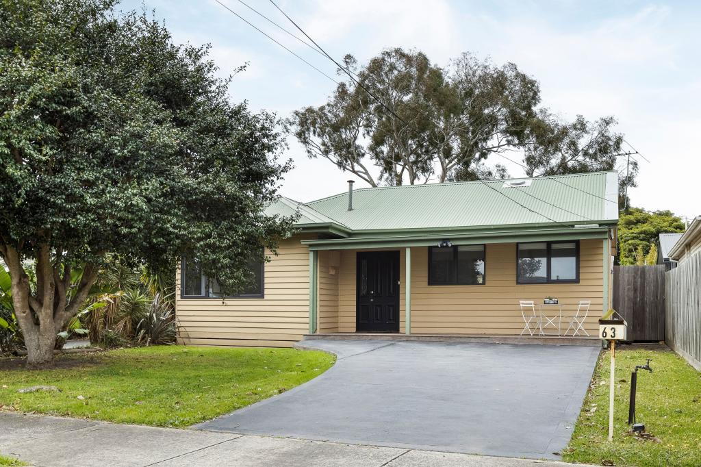 63 Rosslyn Ave, Seaford, VIC 3198