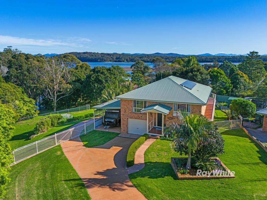 6 Davis Pl, Moruya Heads, NSW 2537