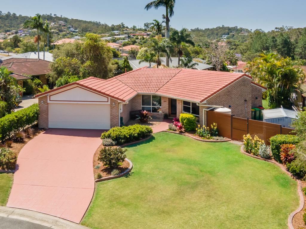 7 Samoa Ct, Pacific Pines, QLD 4211