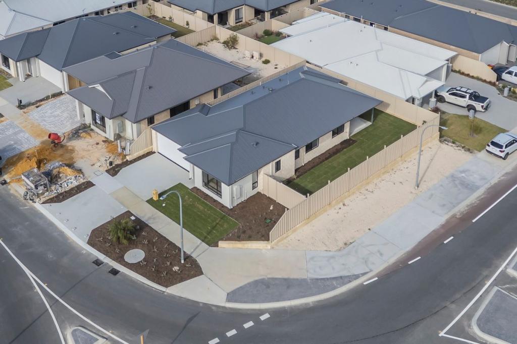 29 Lunarossa Dr, Two Rocks, WA 6037