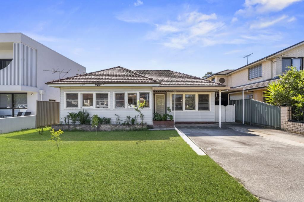 70 FRANCES ST, SOUTH WENTWORTHVILLE, NSW 2145