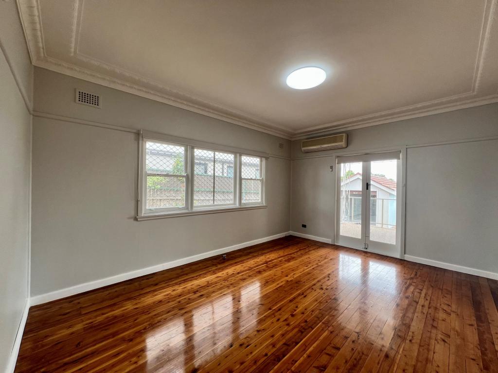 38 Morven St, Old Guildford, NSW 2161