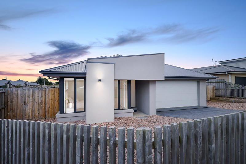 12 Yarra Dr, Warrnambool, VIC 3280