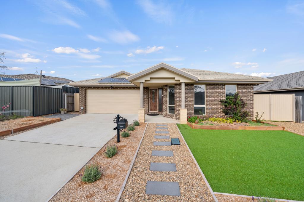 19 Waterworth St, Dunlop, ACT 2615