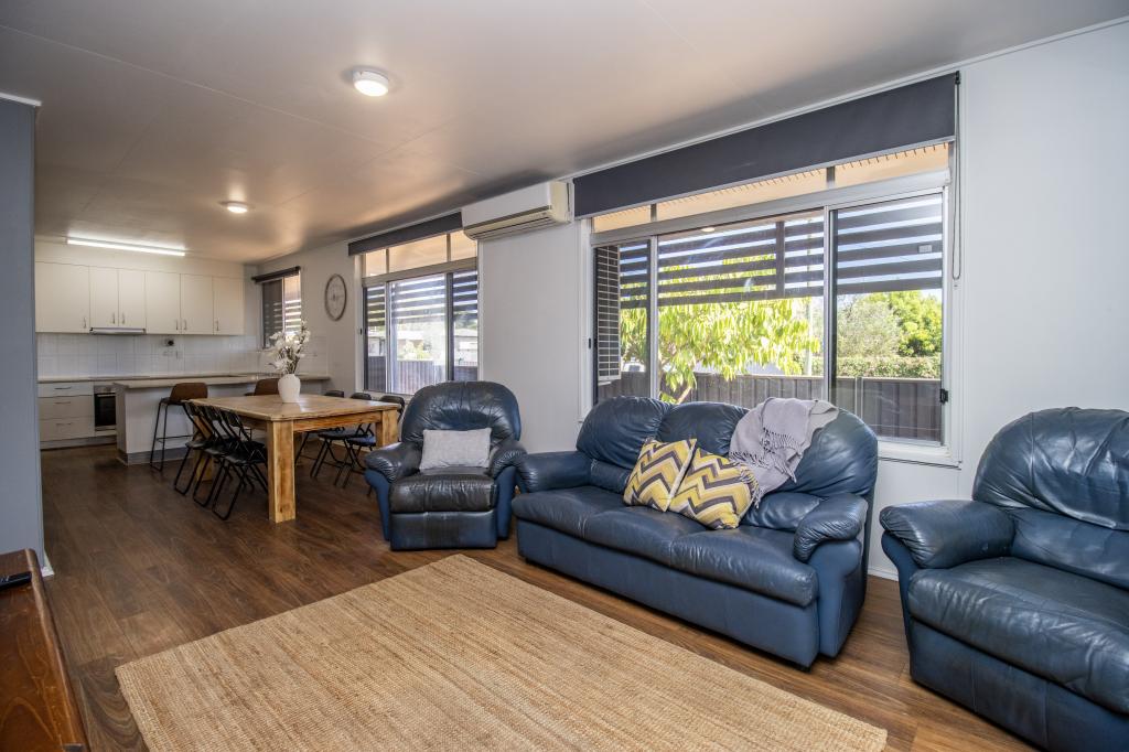 76 East St, Mount Isa, QLD 4825