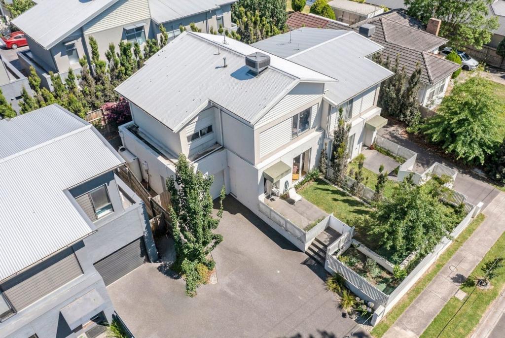 28 Rialton Ave, Blackburn North, VIC 3130