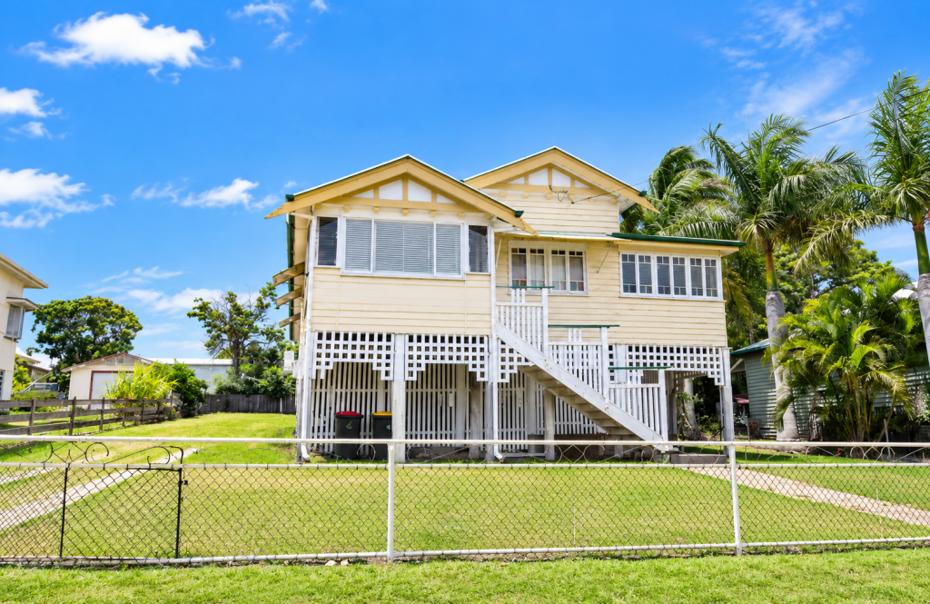 33 Jones St, Wandal, QLD 4700