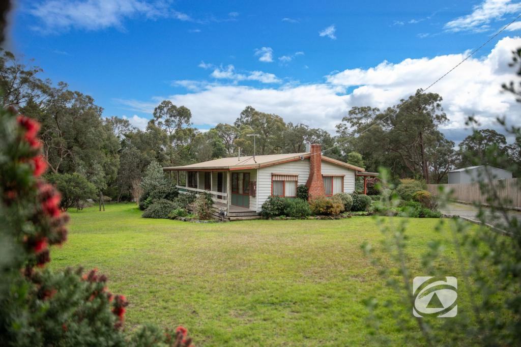 13 Flett St, Bunyip, VIC 3815
