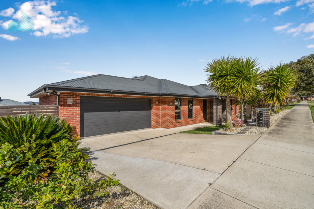 42 Lawson Cct, Lavington, NSW 2641