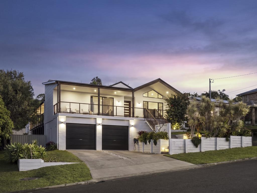 24 Safety Beach Dr, Safety Beach, NSW 2456