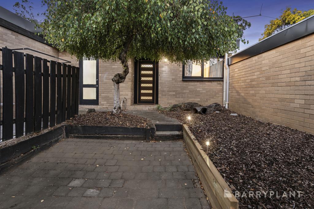 2/32 Mount Dandenong Rd, Ringwood East, VIC 3135