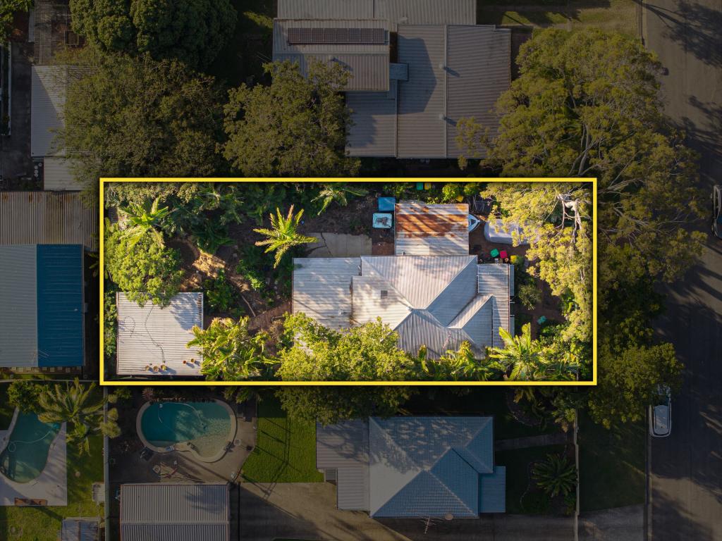 37 Lucas St, Scarborough, QLD 4020