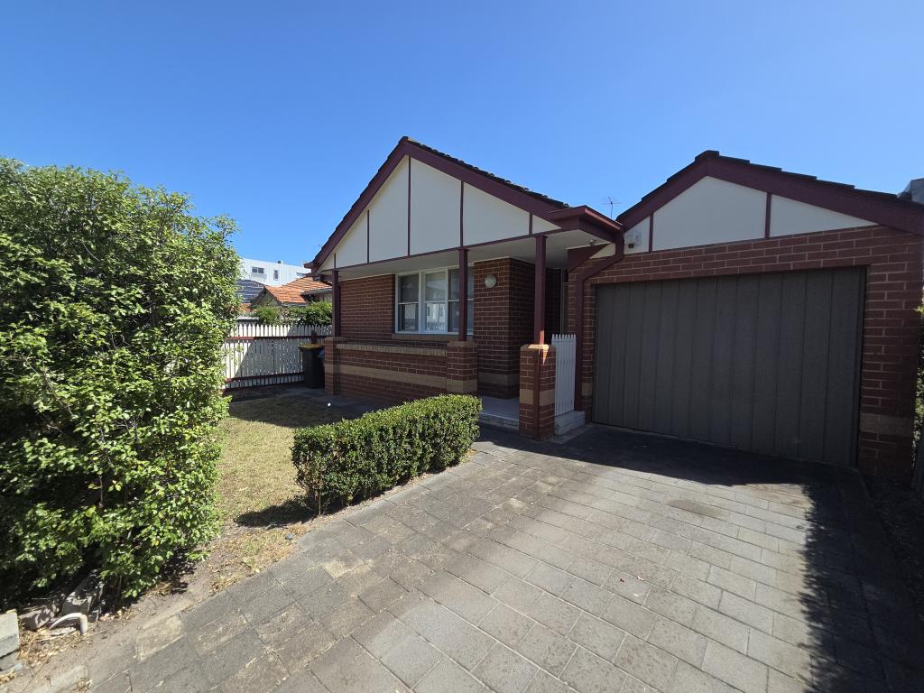 1/80 Truganini Rd, Carnegie, VIC 3163