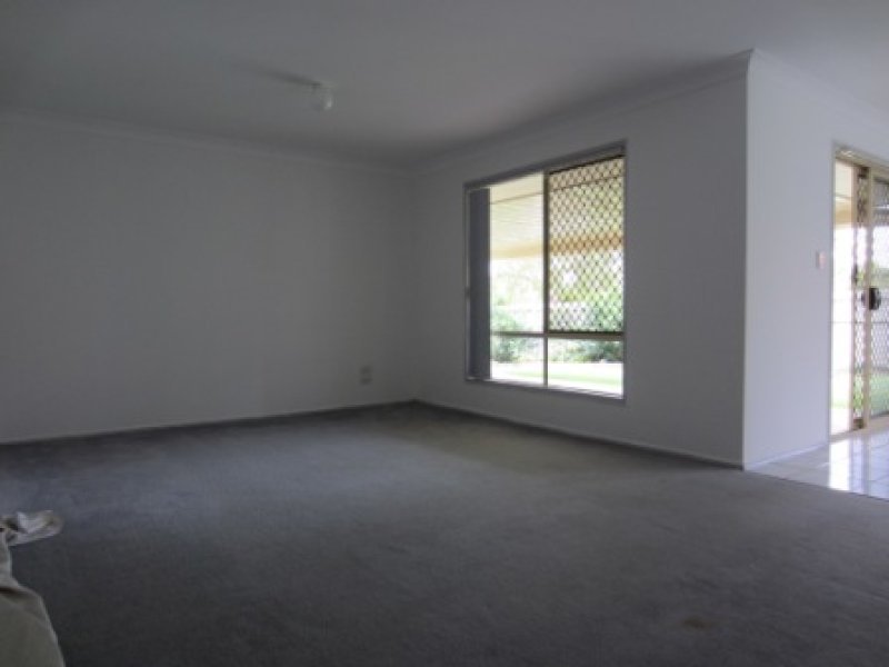 2 Lake Breeze Dr, Loganholme, QLD 4129