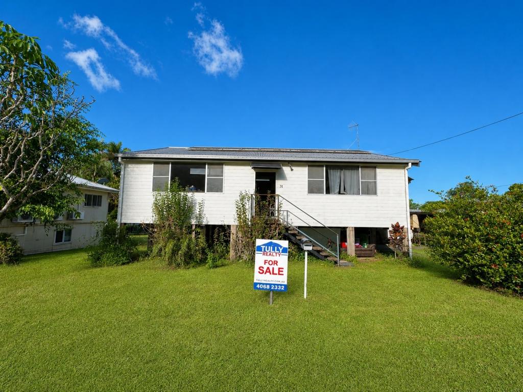 31 MCQUILLEN ST, TULLY, QLD 4854