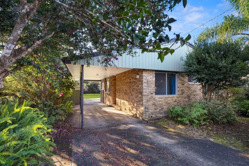 89 Birdwood Dr, Blue Haven, NSW 2262