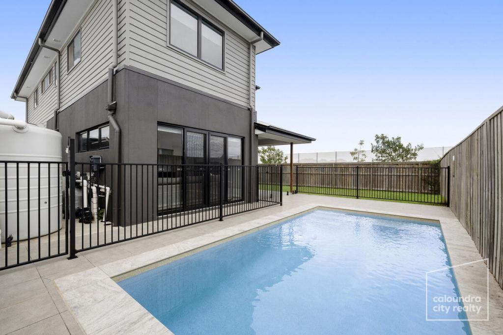 10 TITAN CRES, BANYA, QLD 4551