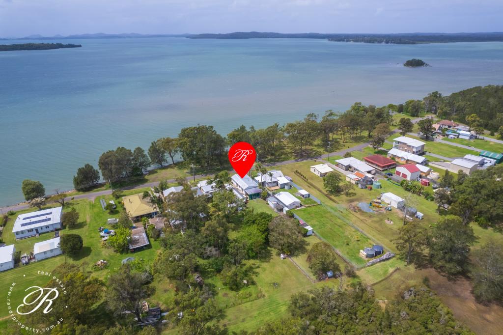 27 Waterfront Rd, Swan Bay, NSW 2324