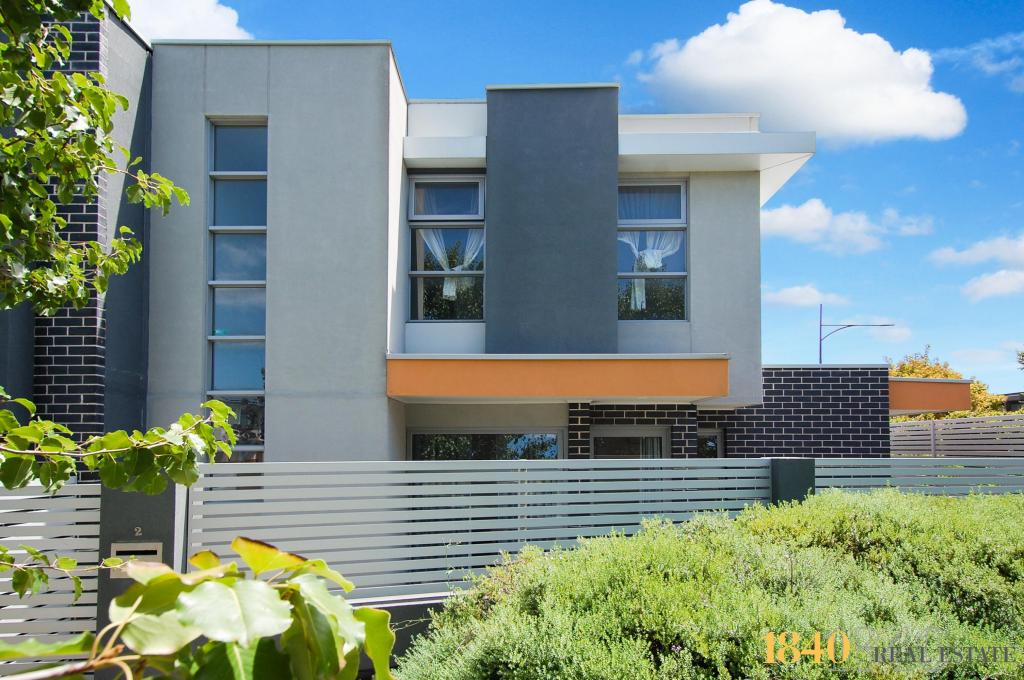 2 Waterford Cct, Lightsview, SA 5085