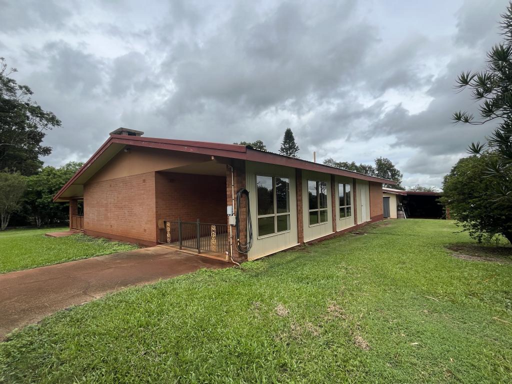 2 Mountain View Dr, Atherton, QLD 4883