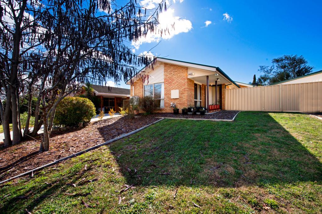 26 Redcliffe St, Palmerston, ACT 2913