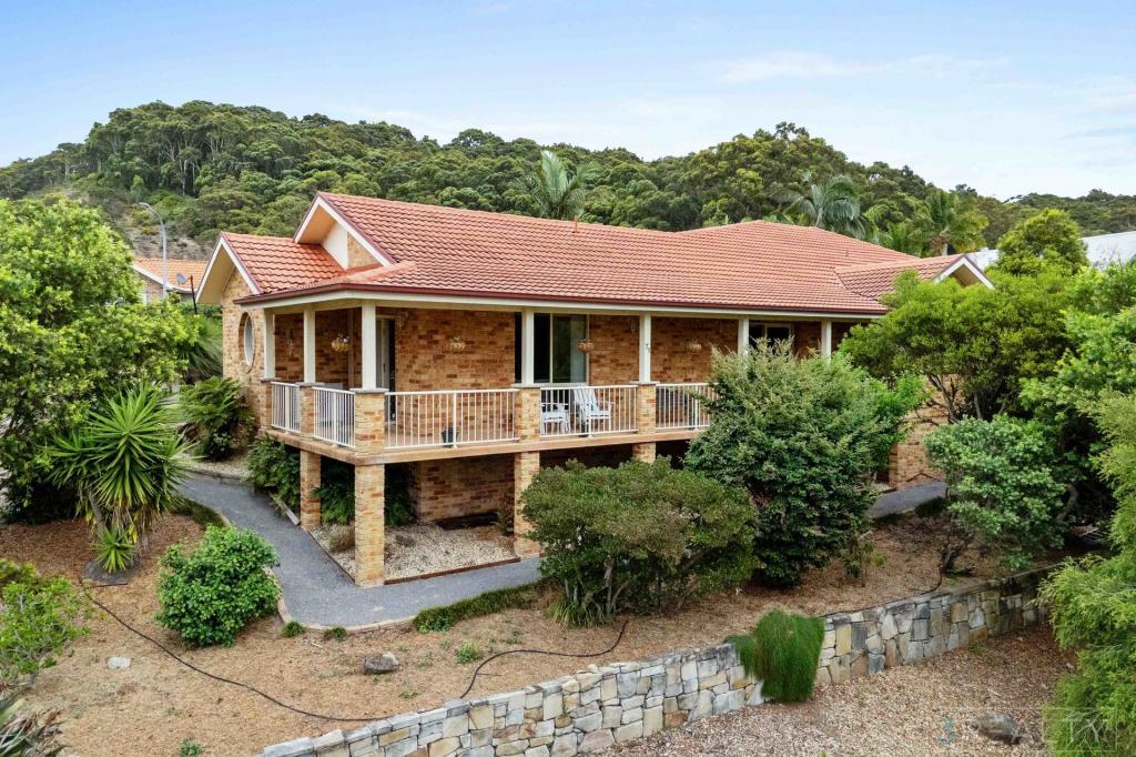 71 Silky Oak Dr, Caves Beach, NSW 2281