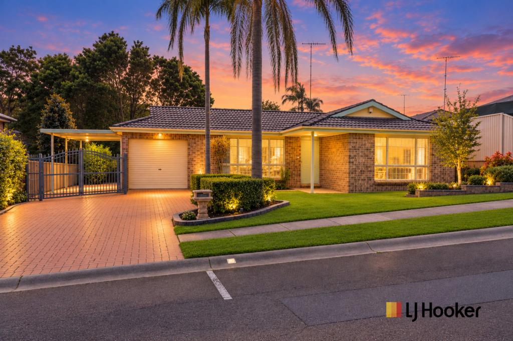 4 Aylward Ave, Quakers Hill, NSW 2763