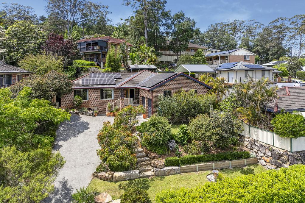 15 Pineridge Cl, Lisarow, NSW 2250