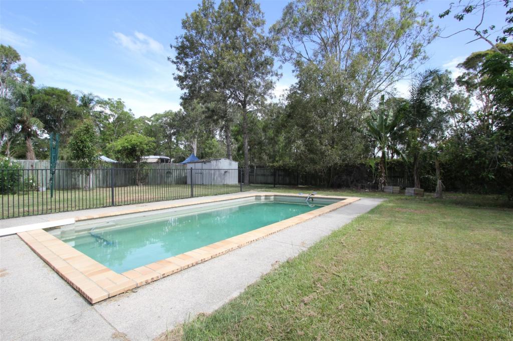 42 Rhodes St, Loganlea, QLD 4131