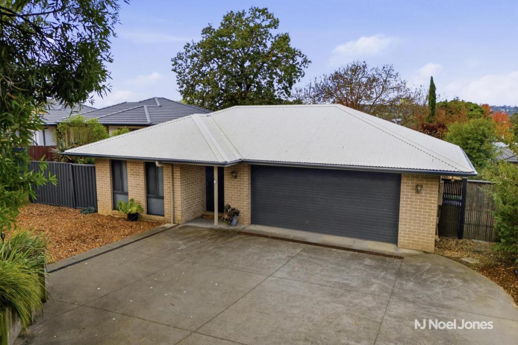 16a Humber Rd, Croydon North, VIC 3136