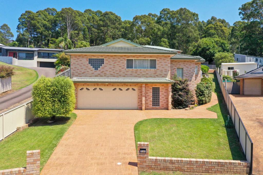 18 ANGOPHORA PL, CATALINA, NSW 2536