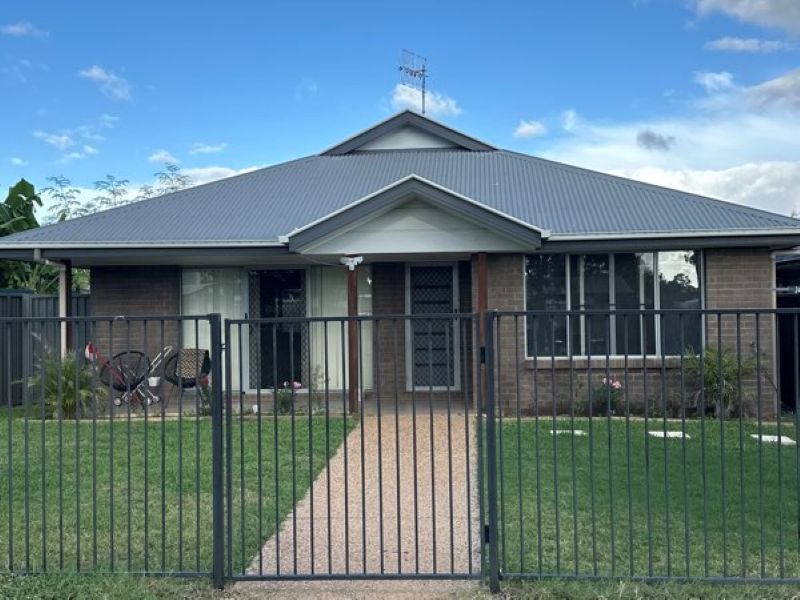 10 Sparrow Lane, Moranbah, QLD 4744