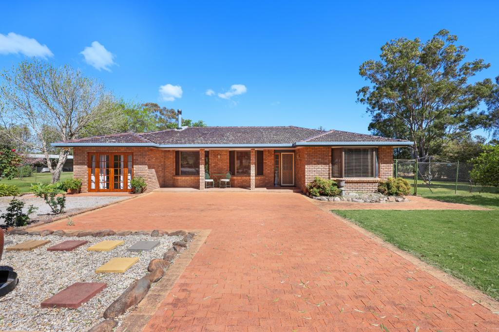 693 Moore Creek Rd, Moore Creek, NSW 2340