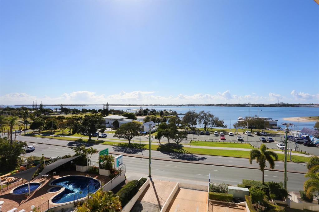 76/106 Marine Pde, Southport, QLD 4215