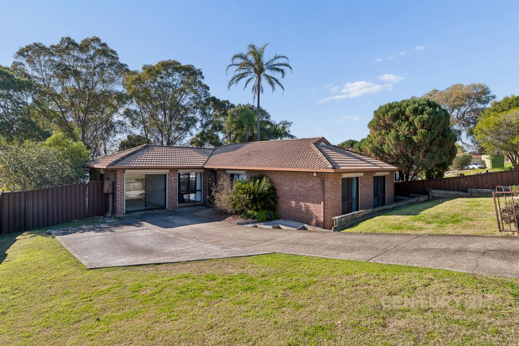 27 Claypole St, Ambarvale, NSW 2560
